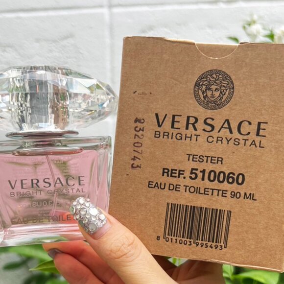 Versace Bright Crystal Eau de Toilette - 90ml - Picture 2 of 2